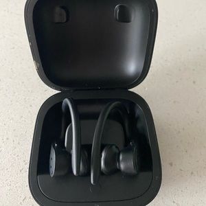 Powerbeats by Dre Wireless Headphones